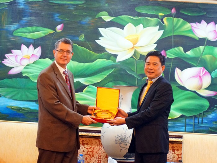 Ngài Gunther Sucher- Tham tán Thương Mại Đại sứ quán Áo tại Việt Nam