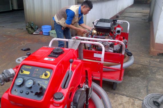 Các bước trong vận hành máy bơm chữa cháy TOHATSU